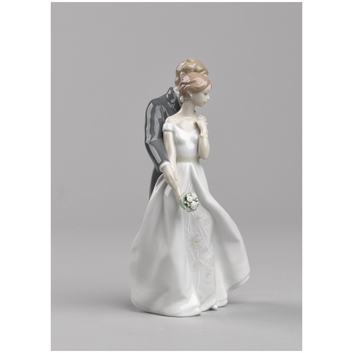 Everlasting Love Couple Figurine 10