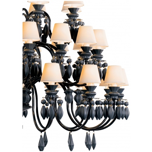 Belle de Nuit 40 Lights Chandelier. Absolute Black (CE/UK) 7