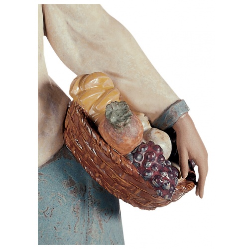 Seasonal Gifts Woman Figurine 5