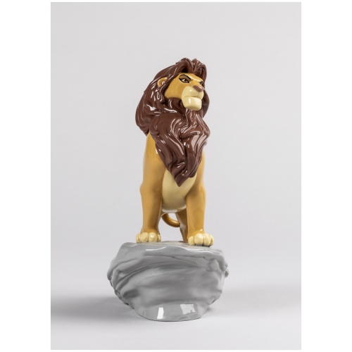 Simba Figurine 6