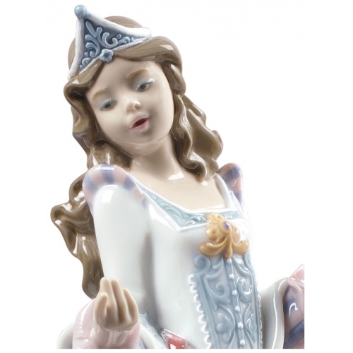 Sleeping Beauty Figurine 6