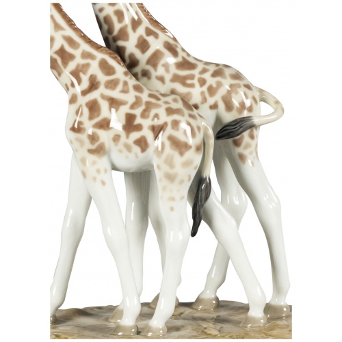 Giraffes Sculpture 8