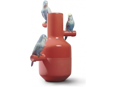 Parrot Parade Vase. Coral 3