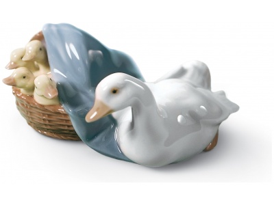 Ducklings Figurine