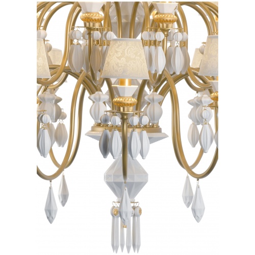 Belle de Nuit 40 Lights Chandelier. Golden Luster (CE/UK) 8