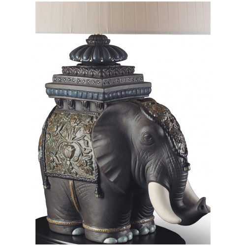 Siamese Elephant Table Lamp (UK) 6