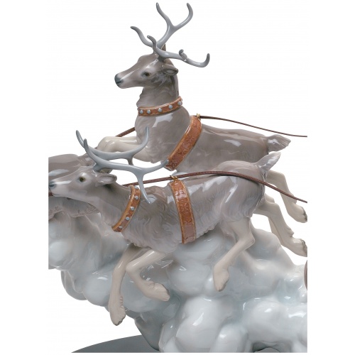 Santa’s Midnight Ride Sleigh Figurine. Limited Edition 5