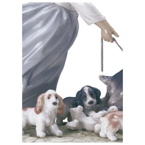 Puppy Parade Girl with Dogs Figurine 7