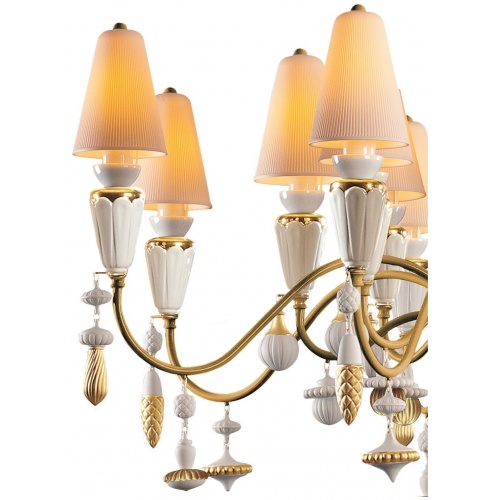 Ivy and Seed 16 Lights Chandelier. Medium Flat Model. Golden Luster (CE/UK) 8