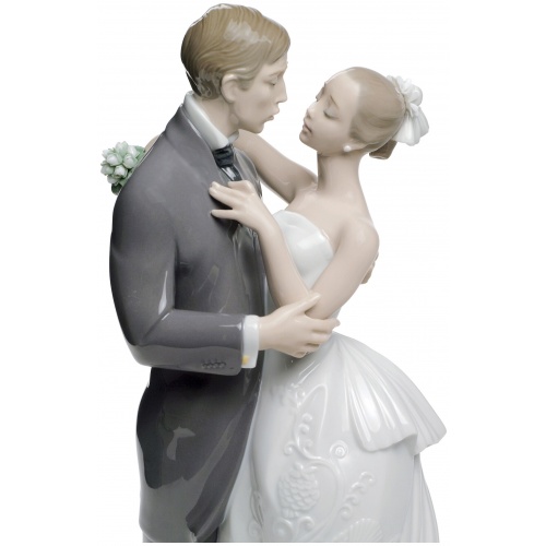 Lovers’ Waltz Couple Figurine 6