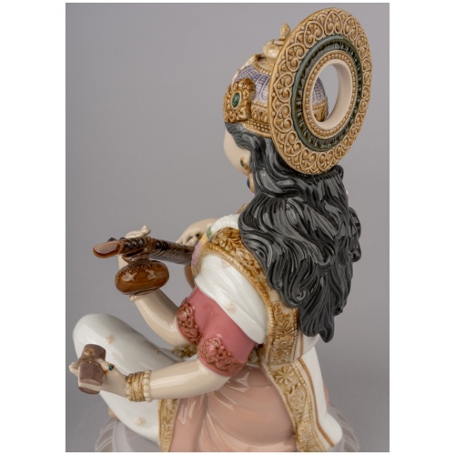 Goddess Saraswati Figurine 10