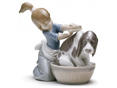 Bashful Bather Dog Figurine