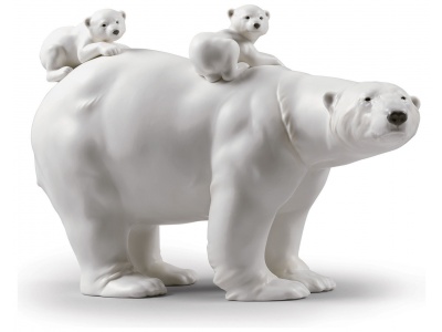 Mummy Bear and Babies Figurine