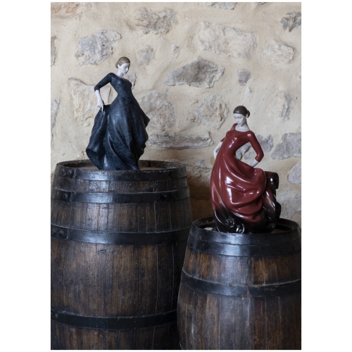 Buleria Flamenco Dancer Woman Figurine. Black 8