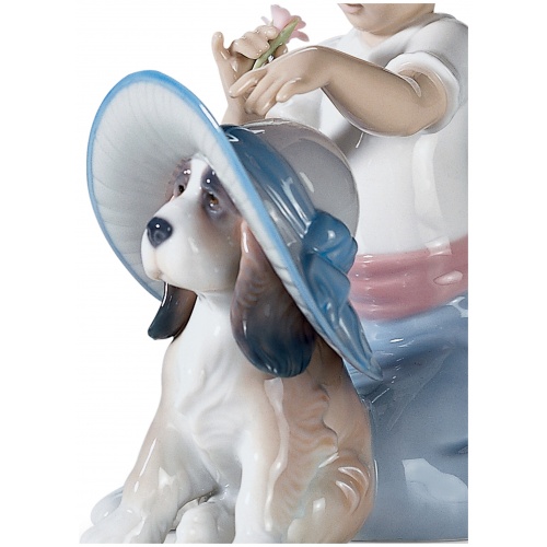 An Elegant Touch Girl Figurine 5