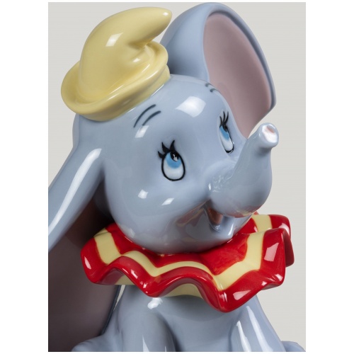 Dumbo Figurine 7