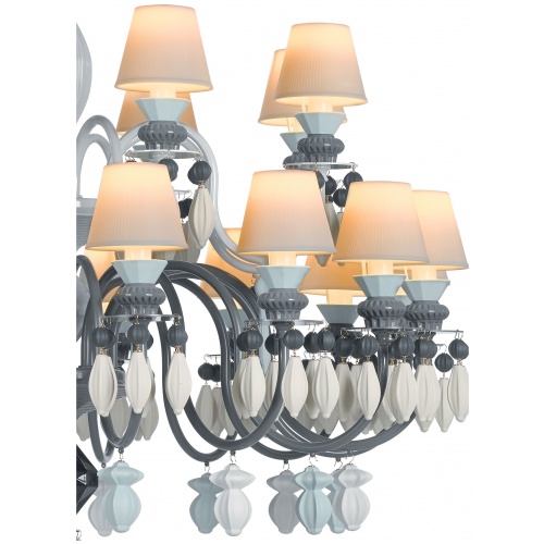 Belle de Nuit 24 Lights Chandelier. Black (CE/UK) 5