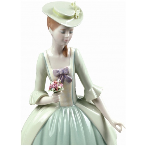 Floral Scent Woman Figurine 5