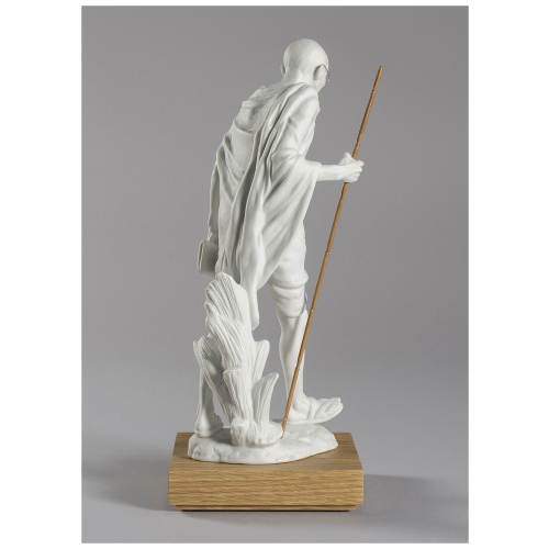 Mahatma Gandhi Figurine. White 8