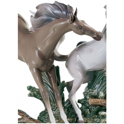 Born Free Horses Sculpture 5