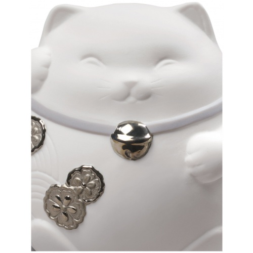 Maneki Neko I Figurine. Silver Lustre 5