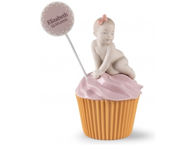 My sweet Cupcake. Girl Figurine. Customizable