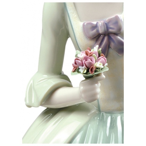 Floral Scent Woman Figurine 6