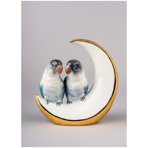 Fly Me to The Moon Birds Figurine. Golden Lustre 10