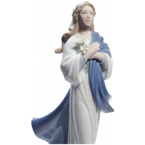 Blessed Virgin Mary Figurine 5