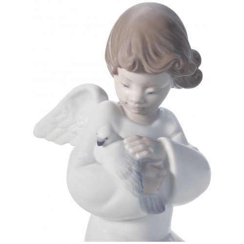 Loving Protection Angel Figurine 5