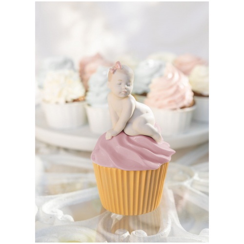 My sweet Cupcake. Girl Figurine 5