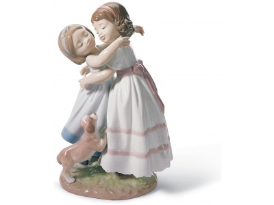 Give me a hug! Children Figurine