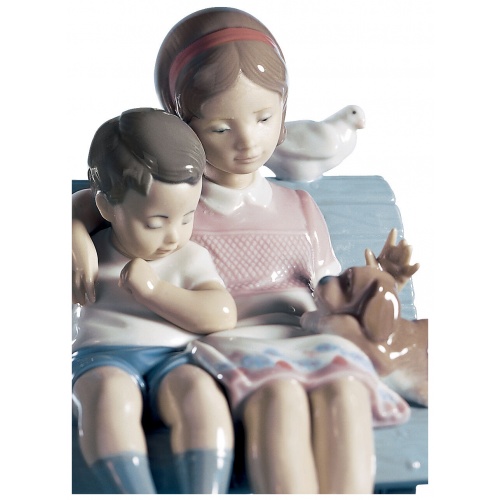 Surrounded By Love Children Figurine 5