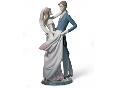 I Love You Truly Couple Figurine